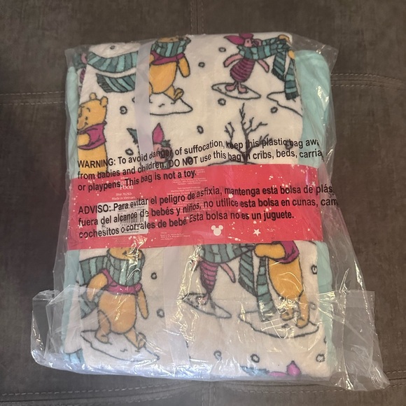 DISNEY WINNIE THE POOH 3 PIECE Pajama PJ-Socks Set Holiday Warm 3X(22W-24W) - Picture 5 of 5
